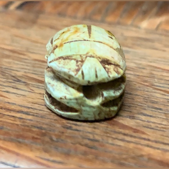Vintage Hand Carved Egyptian Scarab Beetle Jewelry Bead - Picture 3 of 15
